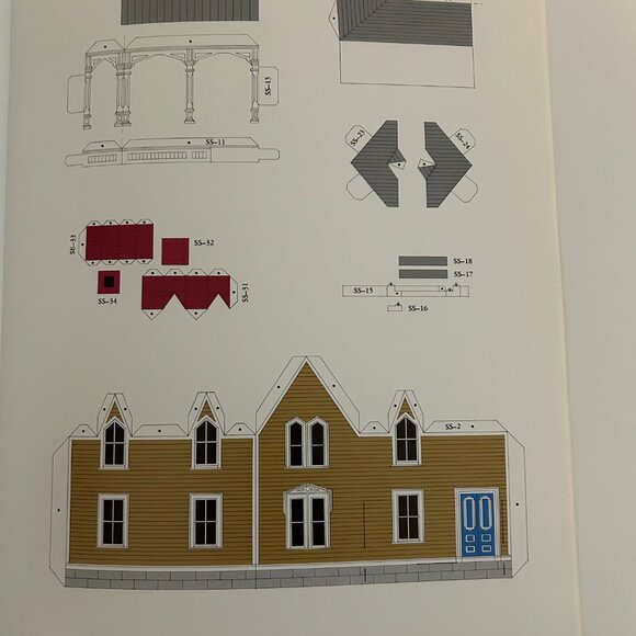 Bundle of 2 DIY project/craft/activity books - Picture 9 of 10